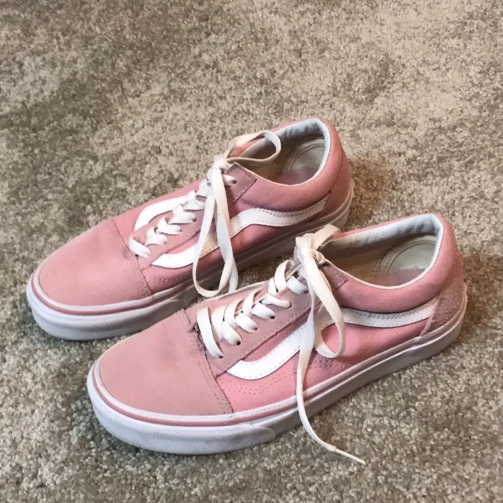 Preowned unisex Old Skool Vans skater sneakers - desert rose - womens 7 mens 5.5